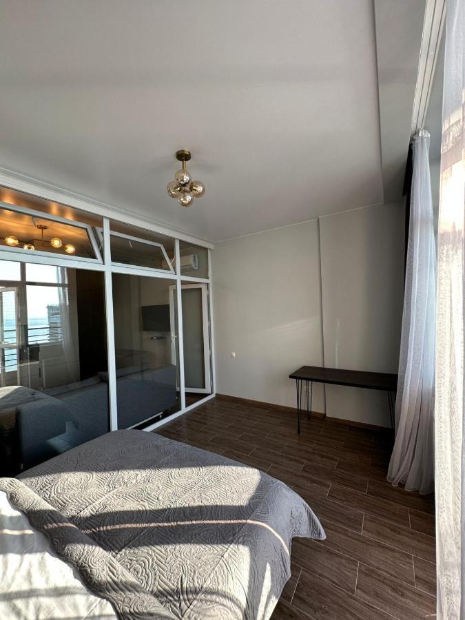 Pirosmani Mini Hotel Batumi Esterno foto